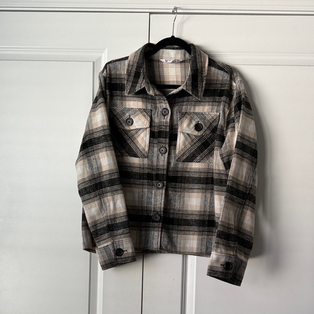 BB Dakota Checkered Overshirt in Black and Cream